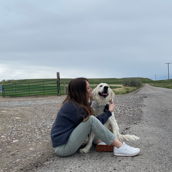 Meet your Posher, Sara - Picture 3 of 3